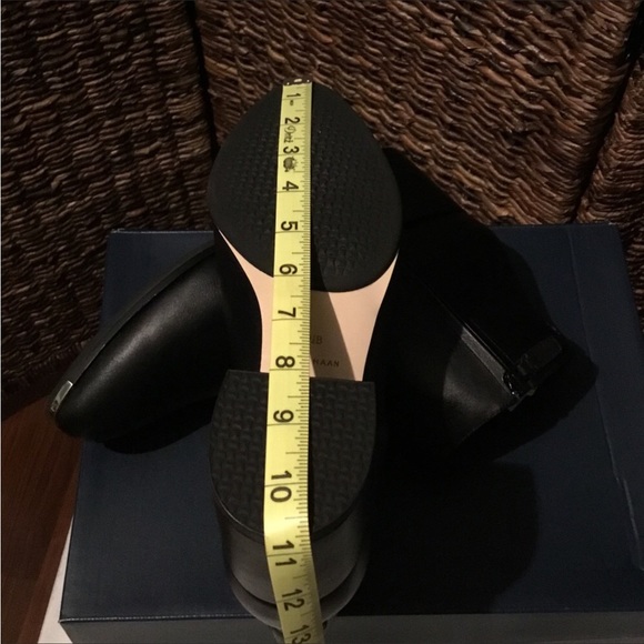 COLE HAAN - Picture 15 of 16